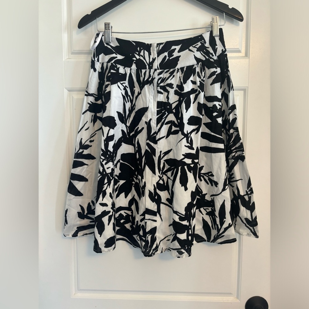 NWT Vintage Deadstock Le Chateau Cotton Black & White Leaf Print Skirt Size S - Picture 8 of 8